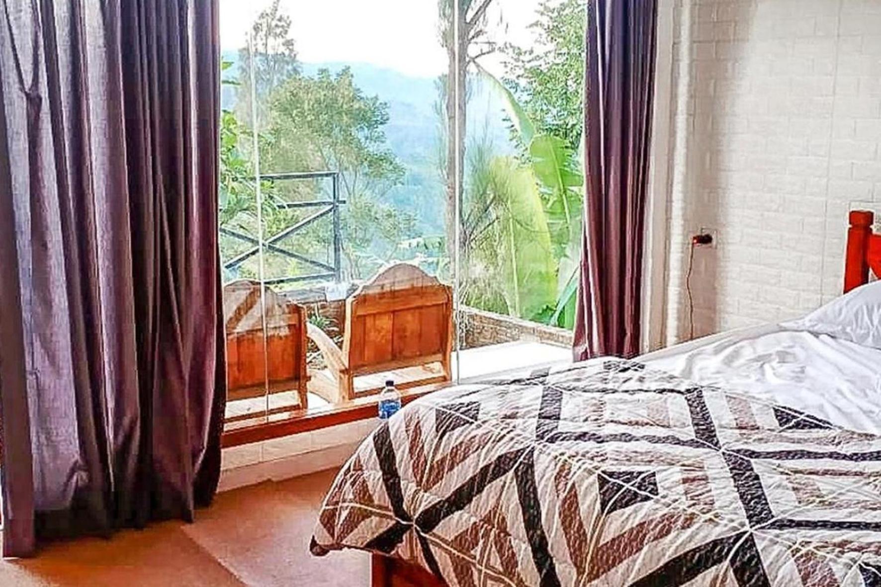 Pondok Tubing Hotel Malang Bagian luar foto